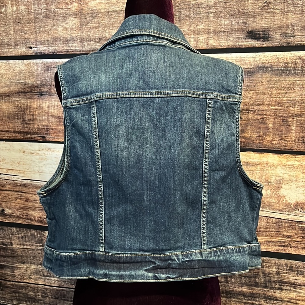 Torrid vest - Picture 3 of 5